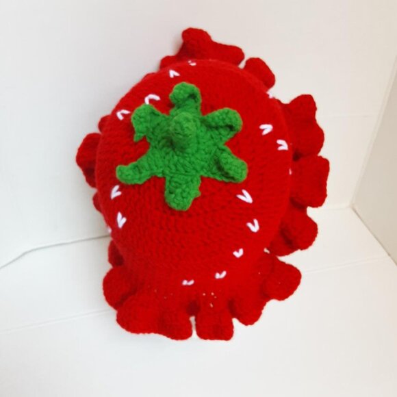 Crocheted Strawberry Bucket Hat New - Picture 7 of 11